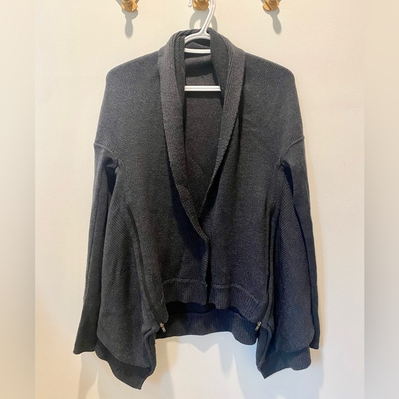 Lululemon Wrap It Up Sweater - Picture 4 of 8